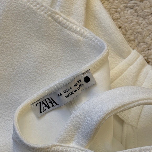 Zara White Tank - Picture 4 of 4
